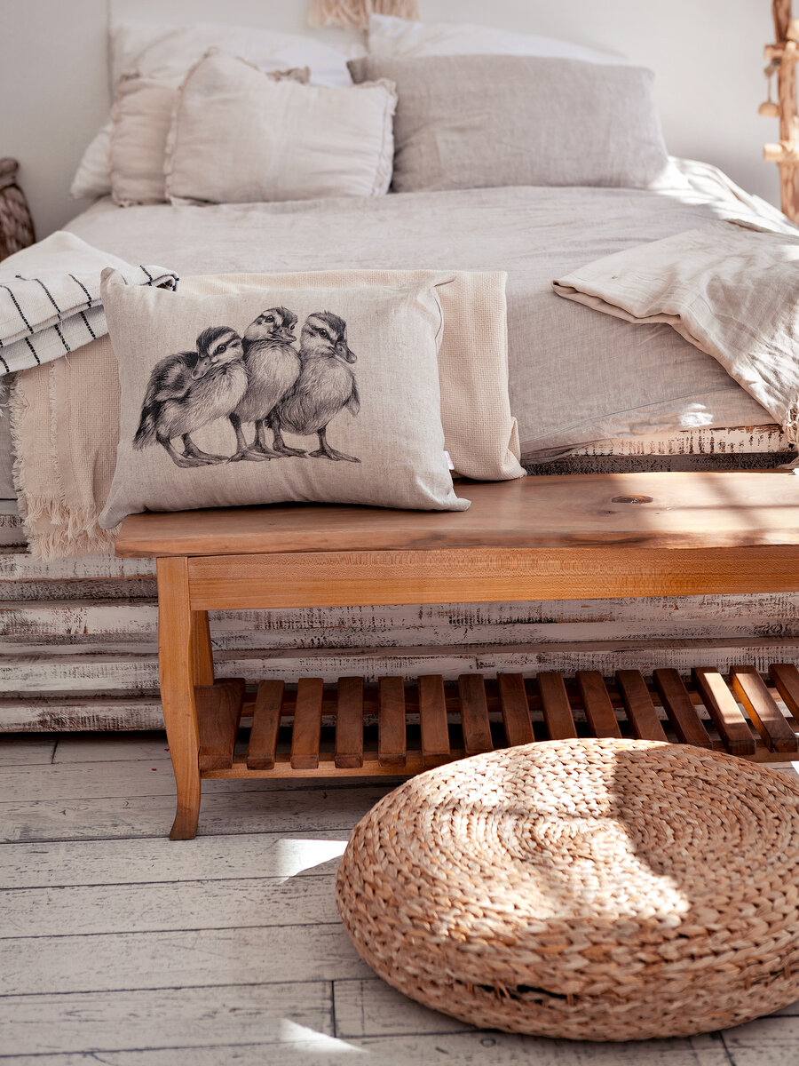 Наволочка декоративная "Утята" 40х55. Лён + хлопок.