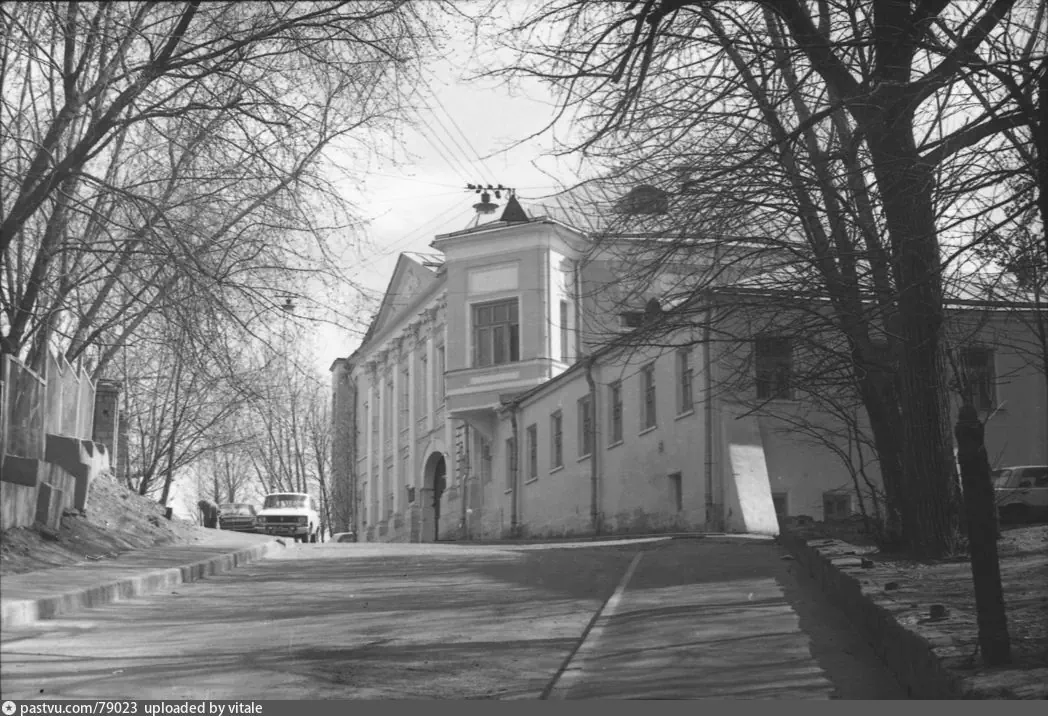 1-й Котельнический переулок, 1978 г. Автор Виталий Царин.
