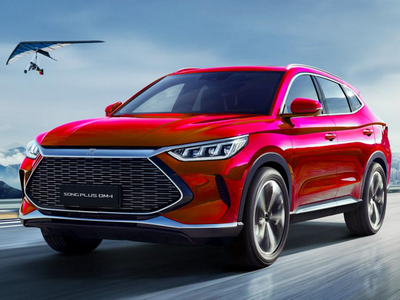    Китайские гибриды и электрокроссоверы BYD теперь доступны в России