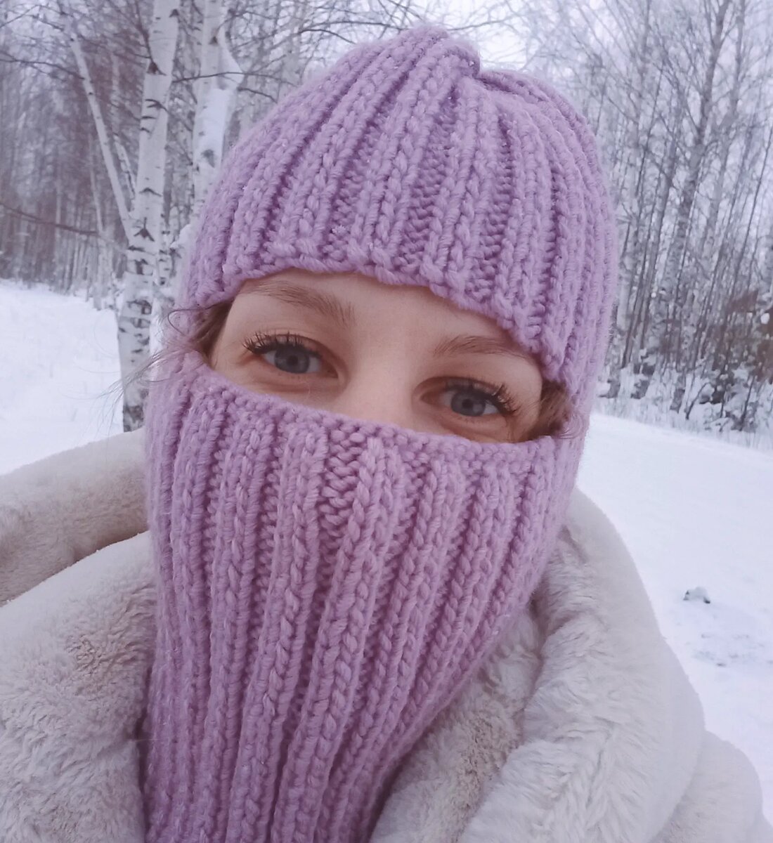 Балаклава из пряжи Alize Superlana