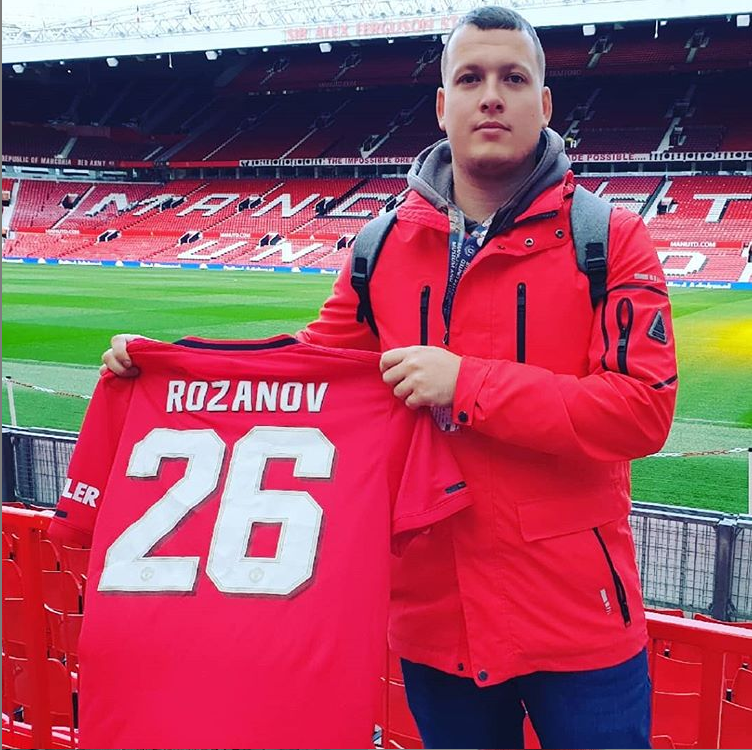 Согласован годичный контракт.