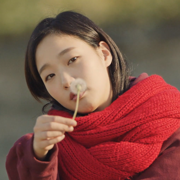 кадр из сериала Токкэби