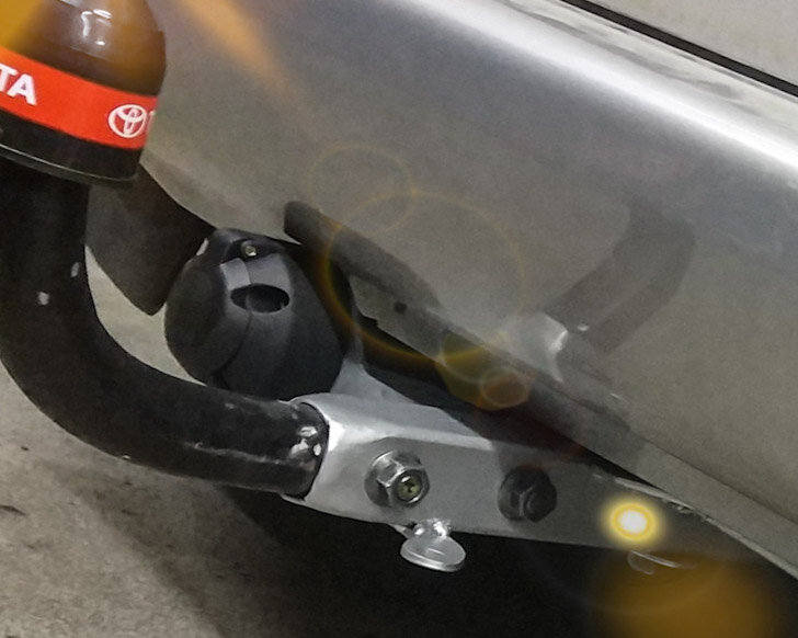 Фаркоп на Toyota 