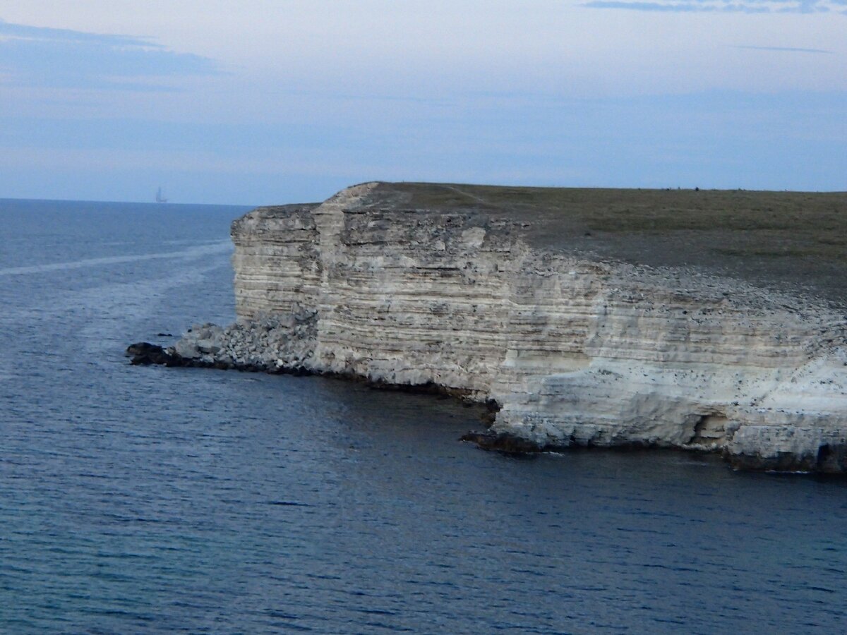 Тарханкут, бухта Большой Костел