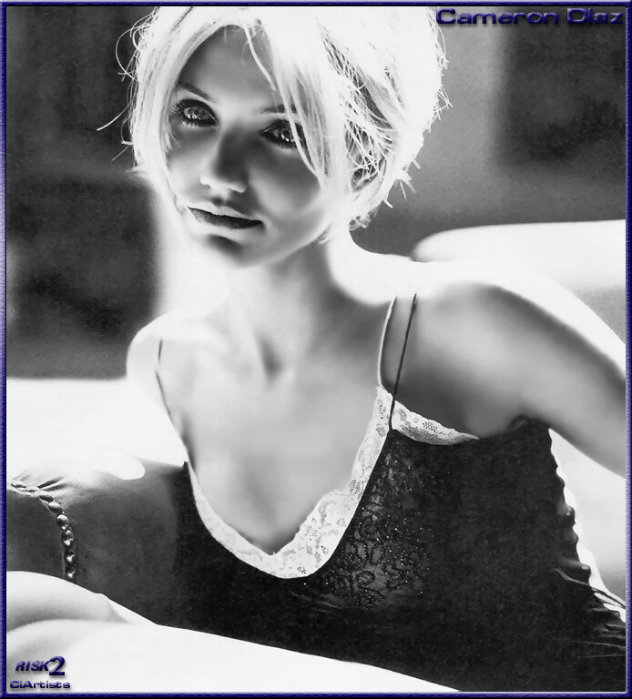 Источник фото(https://www.theplace2.ru/photos/Cameron-Diaz-md7/pic-16922.html)