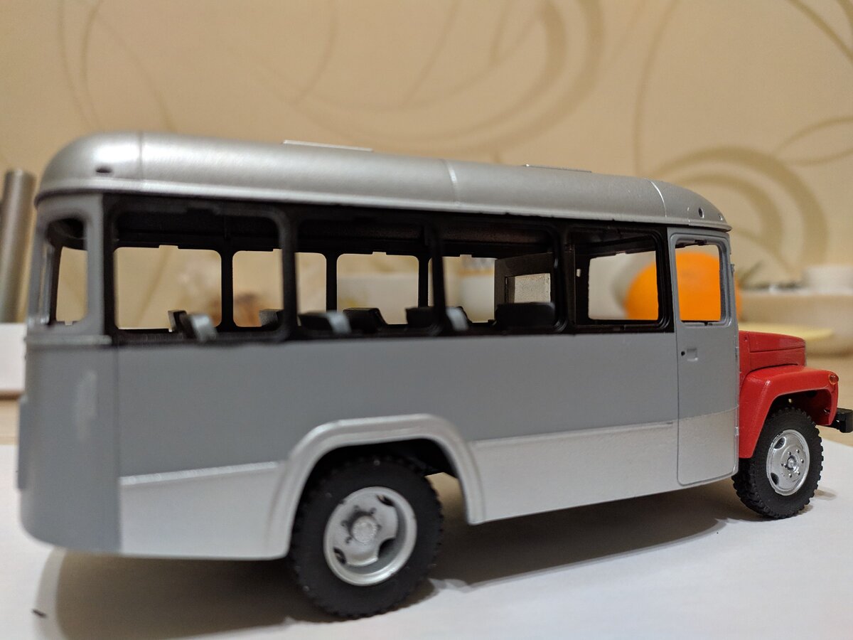 КАвЗ-3976 от AVD Models - мой первый опыт работы с покрасочными масками