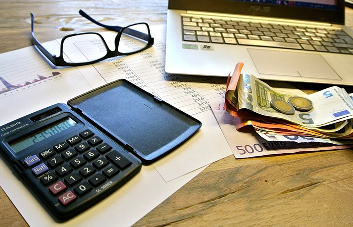 Регулярная уплата налогов - обязанность каждого гражданина любой страны.