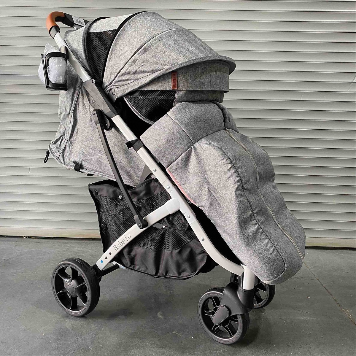 Babalo 2020. Цвет: Серый.