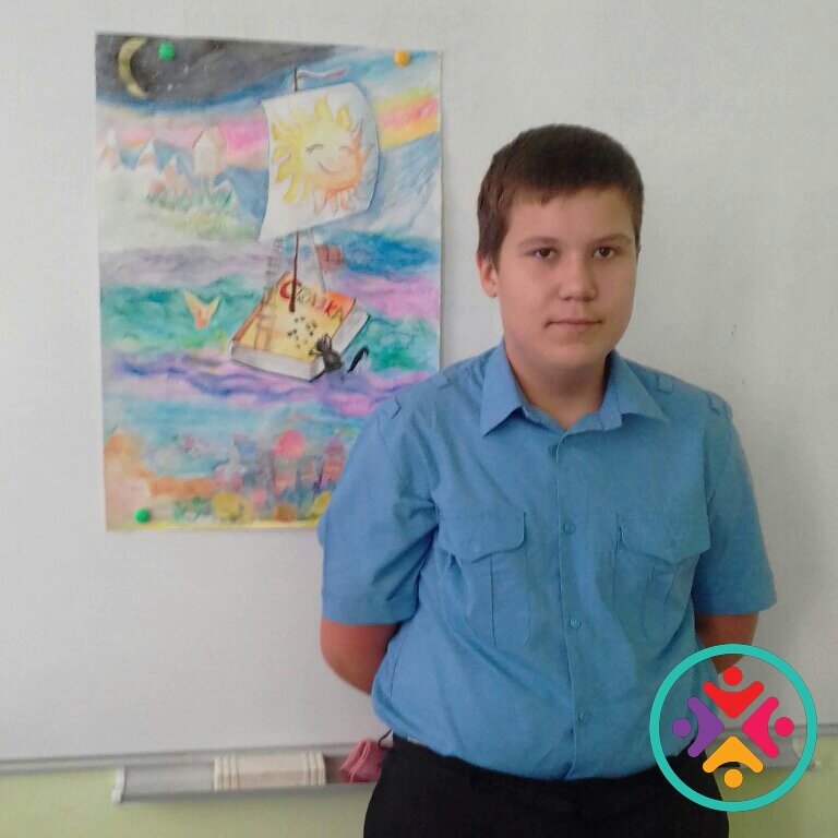 Захар любит рисовать