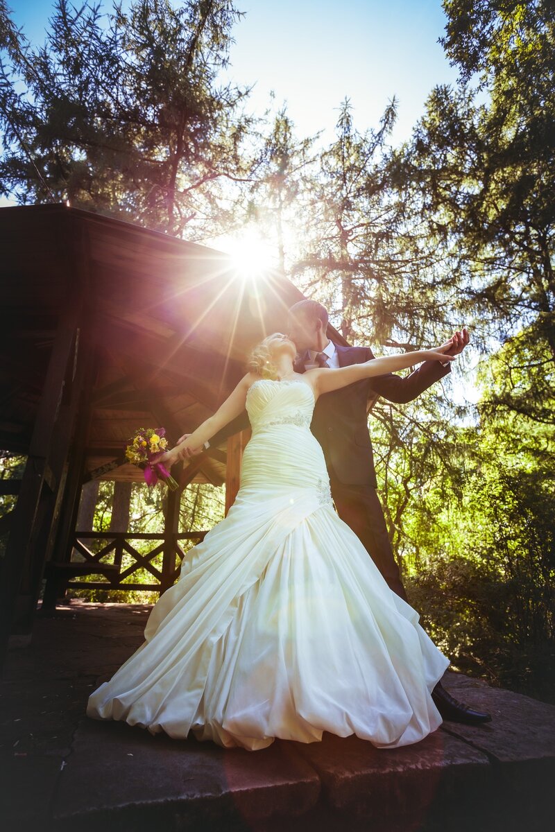 Моя любимая жена, всегда во всём поддерживает меня