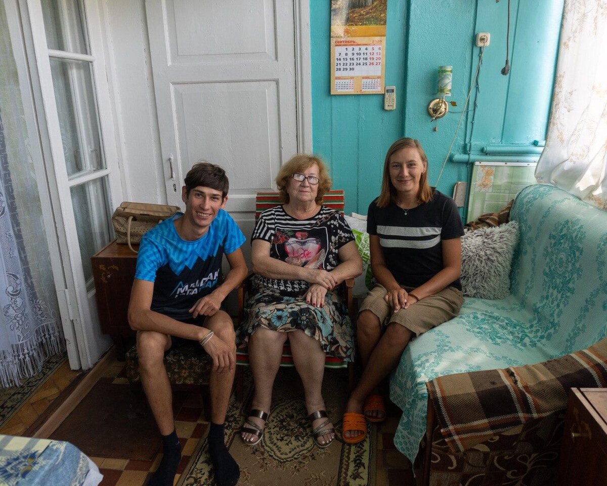 На балконе у Анны Федоровны