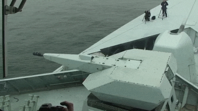 Демонстрация работы модуля модуля GDM-008 Millennium CIWS (GIF видео).