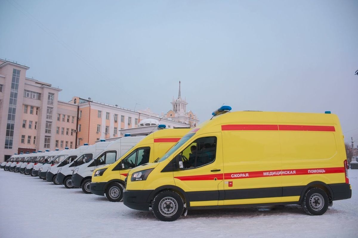 Источник: https://ulan.mk.ru/social/2019/12/19/skoraya-pomoshh-buryatii-poluchila-16-novenkikh-karet.html