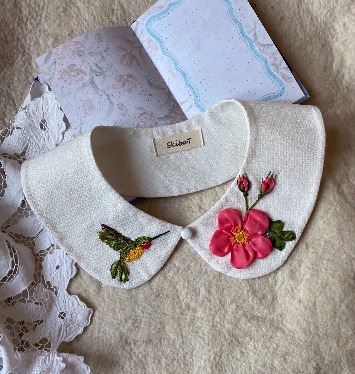 Колибри и шиповник