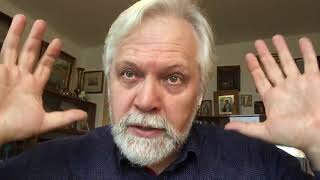 Жизнь как будто подталкивает в спину: только вперед!