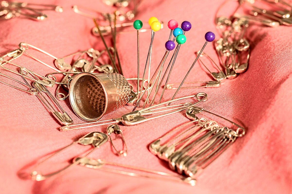 Как на руси называли булавку которой девушки закалывали волосы - 80 фото