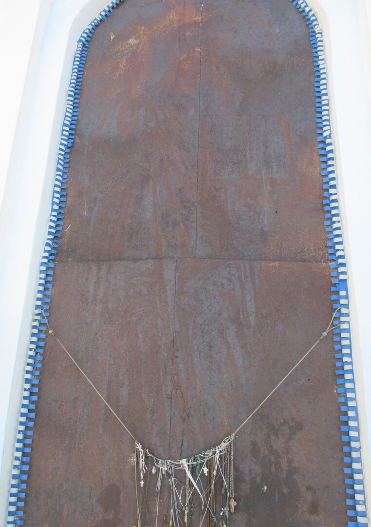 Небольшой отчет о короткой поездке в Мордовскую Пишлю. После просмотра видео сюжета на местном телеканале о проявлении Лика Иисуса Христа на металлических листах,в одном из окон Храма Рождества Пресвятой Богородицы, мне захотелось увидеть это своими глазами.И вот представился подходящий случай.