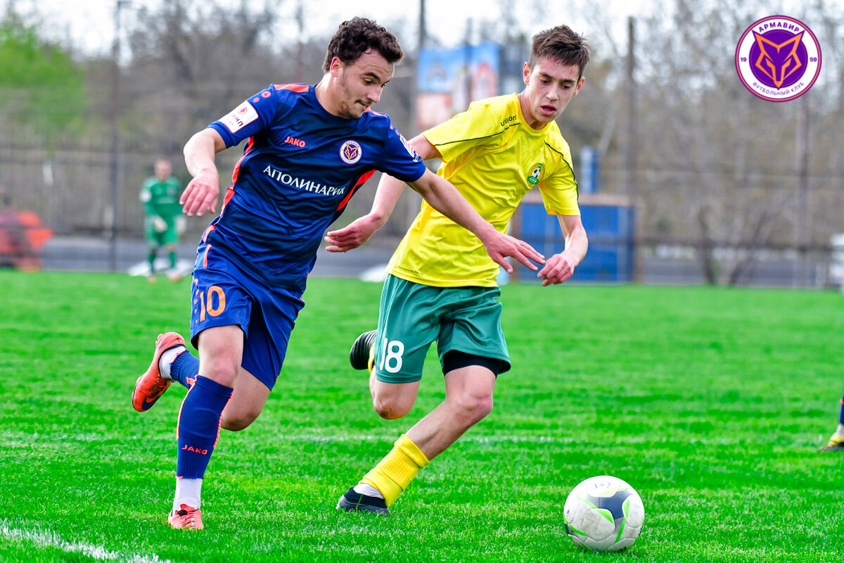 Кубань 2 4. Фк армавир стадион. Robert 2001-2010 кубань. Кубань 2 4. Robert 2001-2010 кубань.