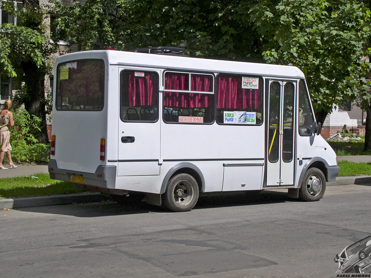 БАЗ-2215 (фото М.Шелепенкова)