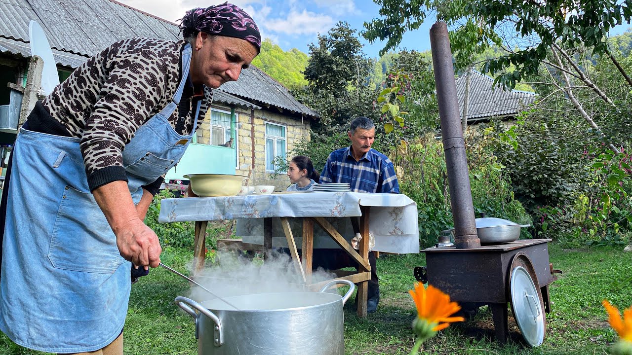 Жизнь обыкновенной семьи в деревне! Рецепт Азербайджанских хинкалей