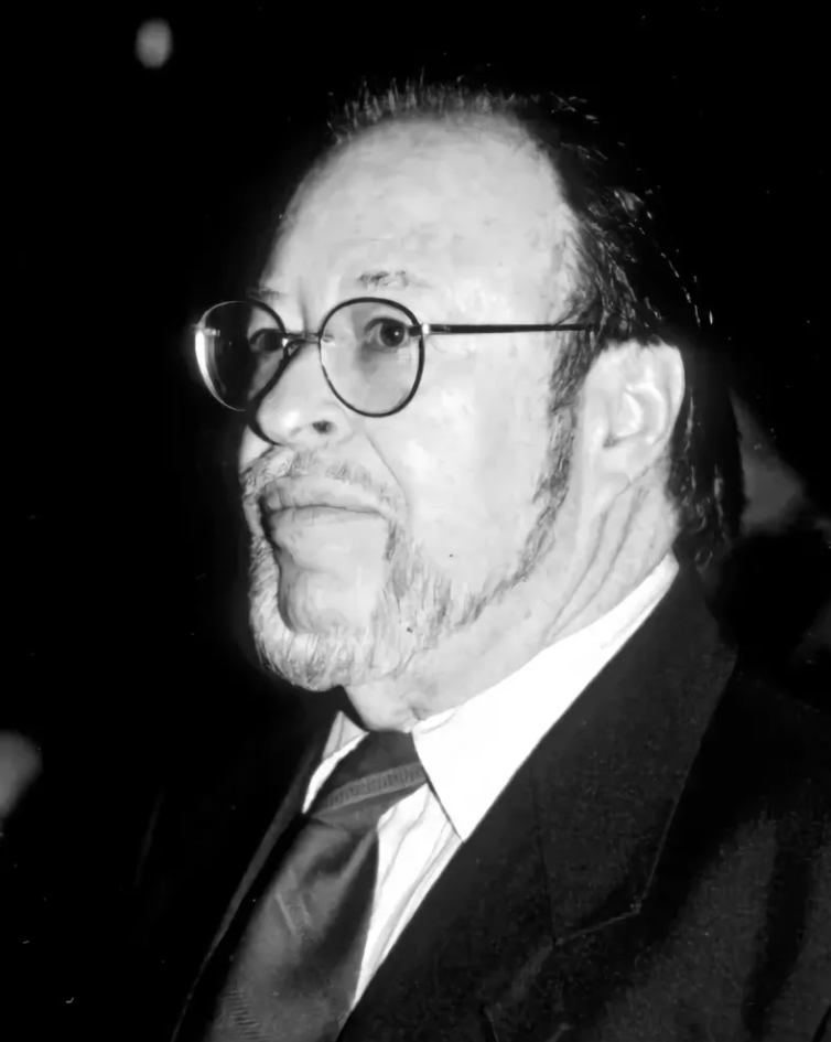 Роджер Лейр. (взято из открытых источников - инет.)