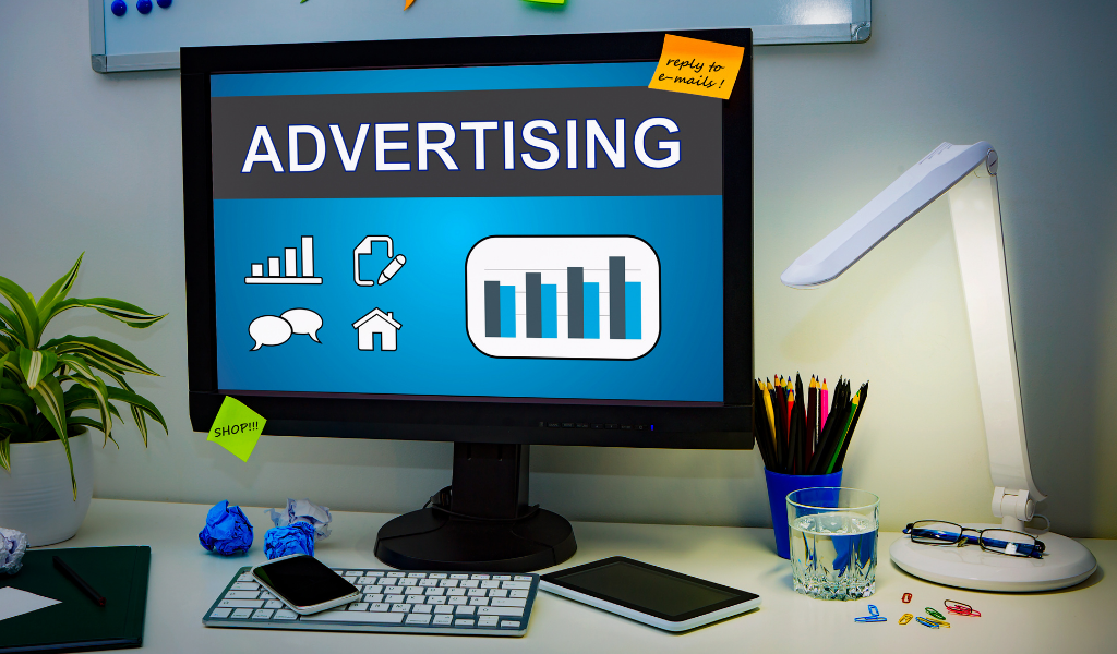 Advertising images. Реклама в интернете. Интернет реклама дизайн. Реклама в интернете картинки. Идеи для рекламы в интернете.