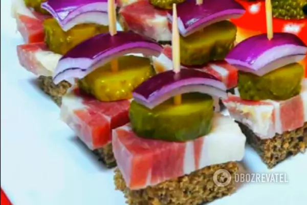 Красивые и вкусные канапе с салом готовы