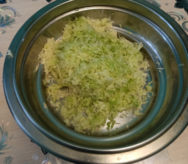 Салат из зелёной редьки с морковью и майонезом рецепт с фото пошаговый от Natali