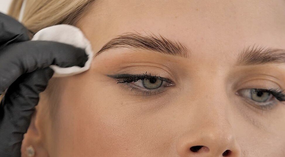 густые и крепкие брови в домашних условиях, укрепление и рост бровей, ламинирование бровей, уход за бровями