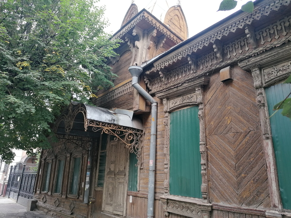 Вознесенская, 64