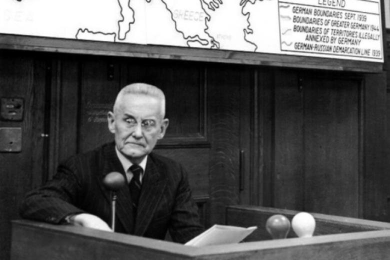 Франц Гальдер в 1946 году в качестве свидетеля обвинения на Нюрнбергском процессе над главными военными преступниками