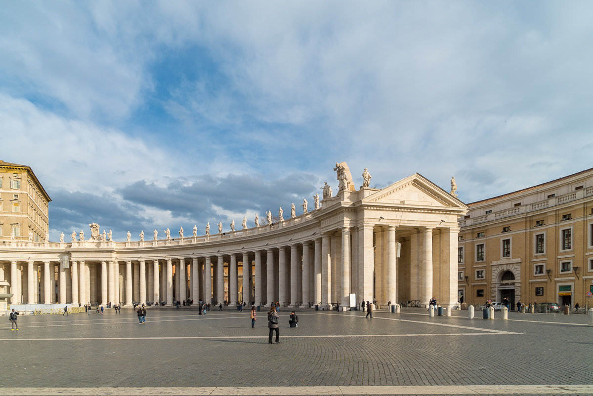 колоннада собора св петра. колоннада ватикана. площадь святого петра ватикан колоннада. бернини колоннада собора св петра. колоннада бернини ватикан.