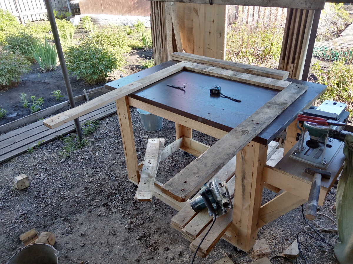 Еще на стадии начала работы столкнулся с нехваткой площади.