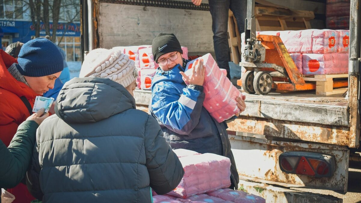     Стоимость минимального набора продуктов в Ростовской области за период с декабря 2021 года выросла на 2,3%, сообщил Ростовстат.