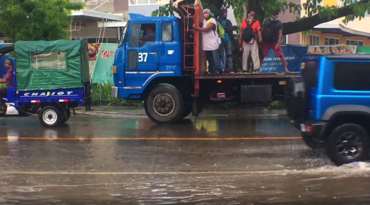 Этим ребятам не позавидуешь:) 