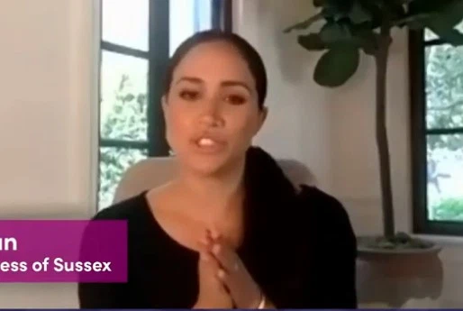 Эксперт по телу Джуди Джеймс сказала, что Меган использовала `` умоляющие жесты ''