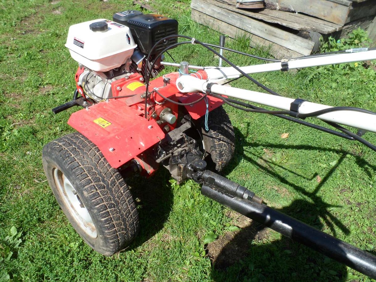 Мотоблок пока без брызговиков