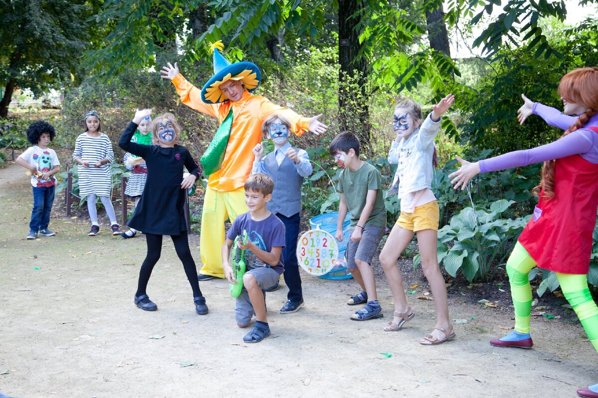 Фото: спектакль Бременские музыканты; фото: Владимир Тихомиров