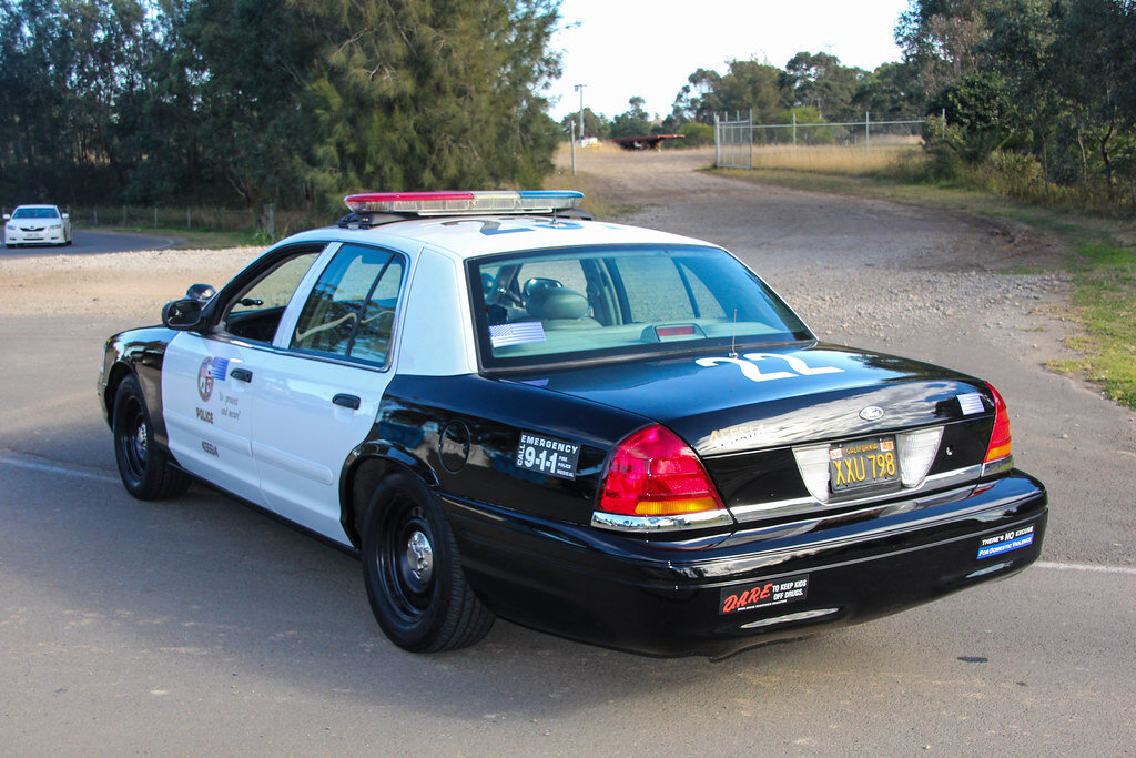 Ford Crown Victoria 911