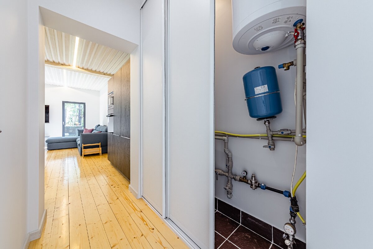 Водоснабжение частного дома. Компания вода доме. Система водоснабжения в доме. Водоснабжение в частном доме. Вода компании.