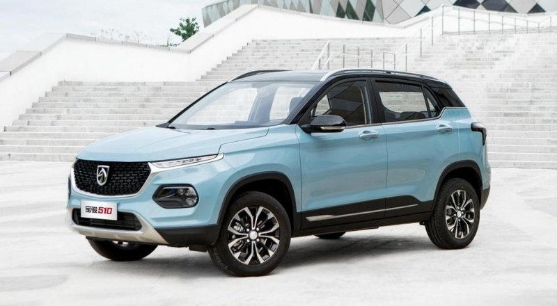 Китайский брат Chevrolet Groove скромно обновлён на фоне обвала продаж: планшет и декор