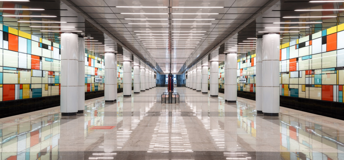 Станция Саларьево.  Саянский мрамор светло-кремового и розового оттенков