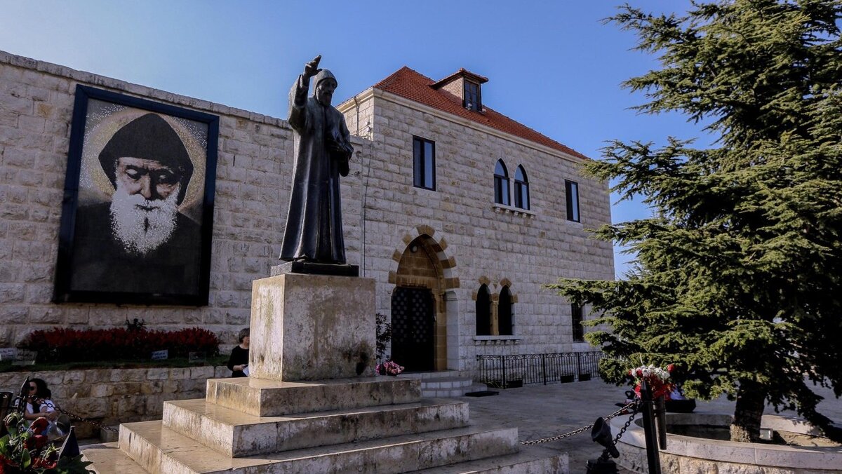 Saint Charbel body