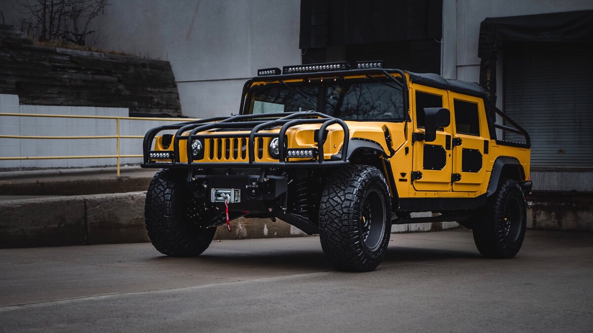 На фото: Hummer H1 (источник: motorauthority.com)