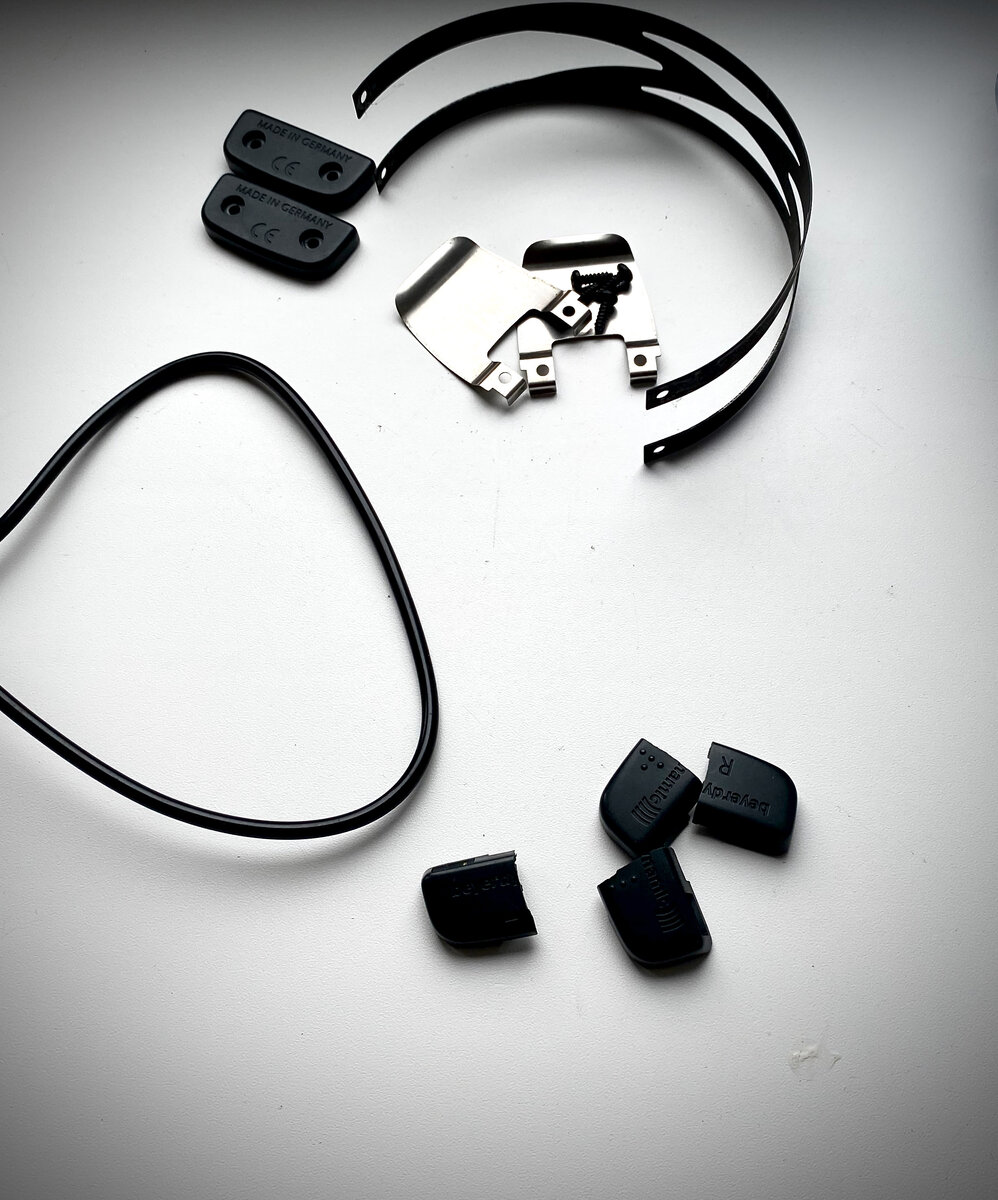 Проблема наушников beyerdynamic - это их слайдеры (элементы фиксации оголовья).