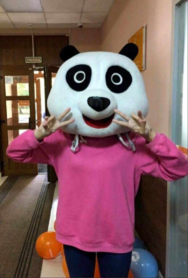 Студент на работе.