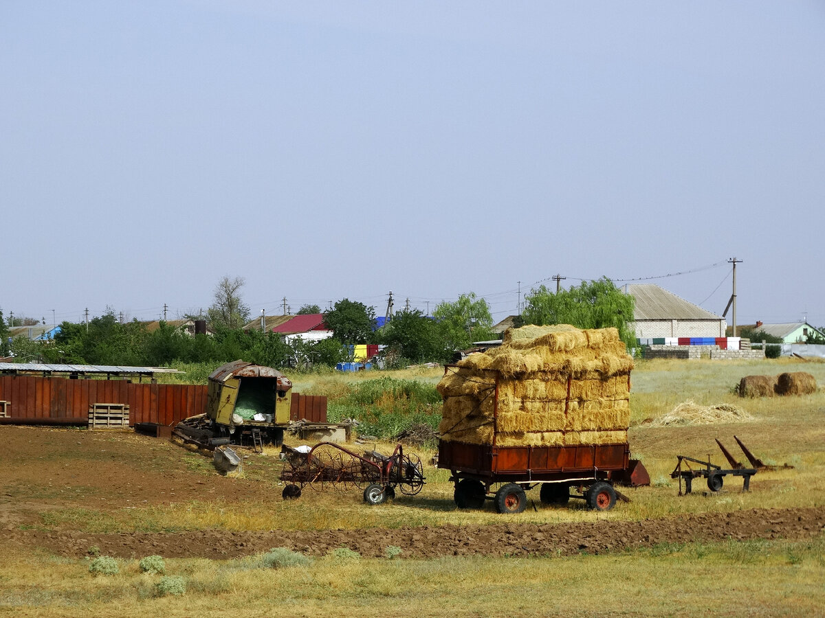 Село песчанка. Село Песчанка Волгоград. Село Песчанка Волгоград 2023. Бои в селе Песчанка. Окопы в Песчанке и деревне Выра.