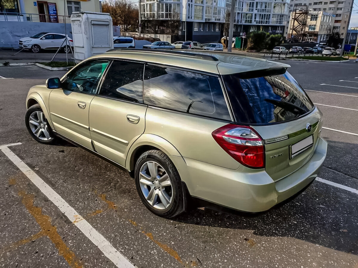 Subaru Outback BP рестайлинг (фото с авито.ру)