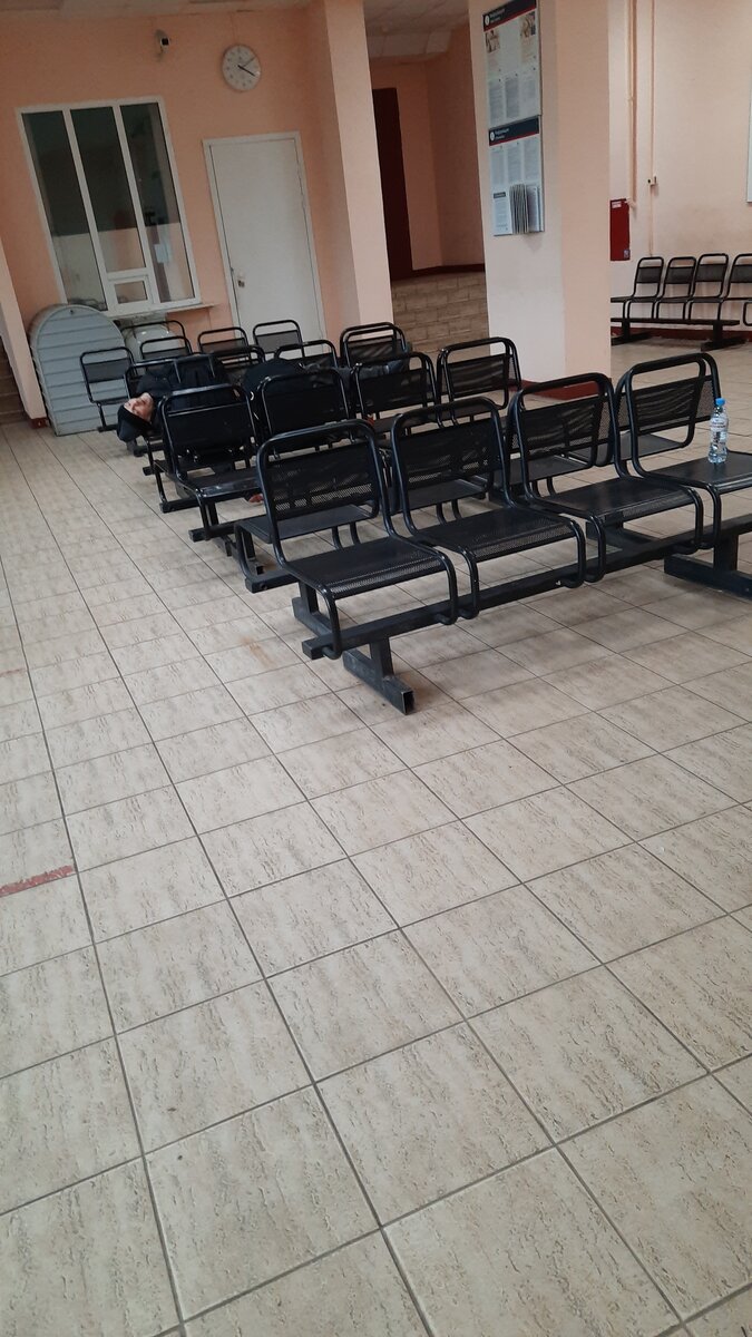 Зал ожидания ст. Окуловка