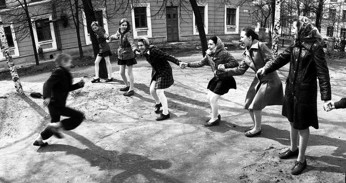 «На прорыв», 1977 год. Автор фото - Р. Мухаметзянов. Источник фото: russiainphoto.ru